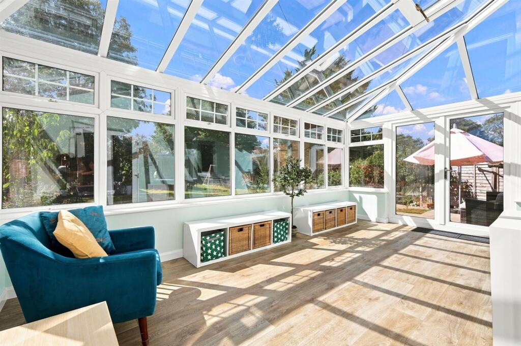 Whitehall Cottages - Hunsdon photo 2
