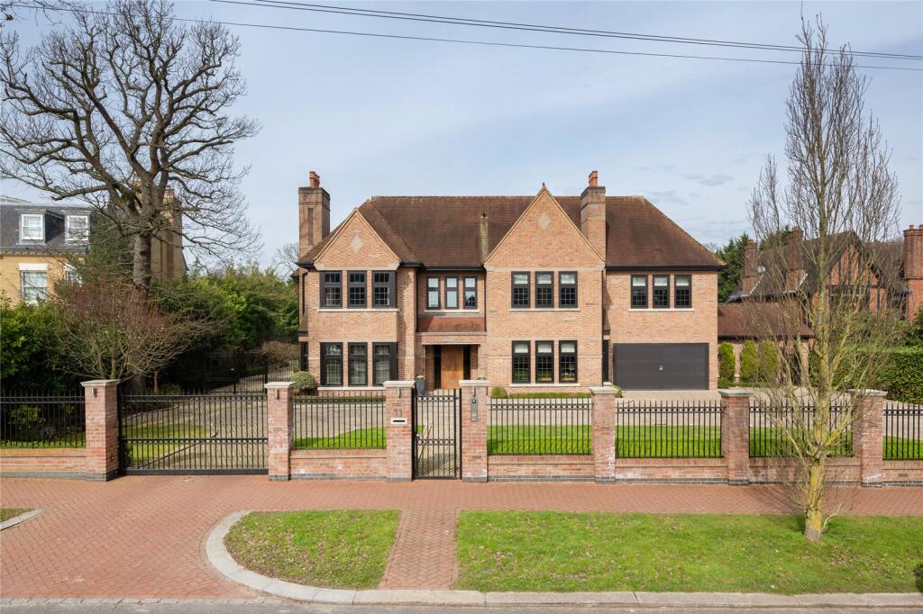 Main image of property: Broad Walk, Winchmore Hill, London, N21