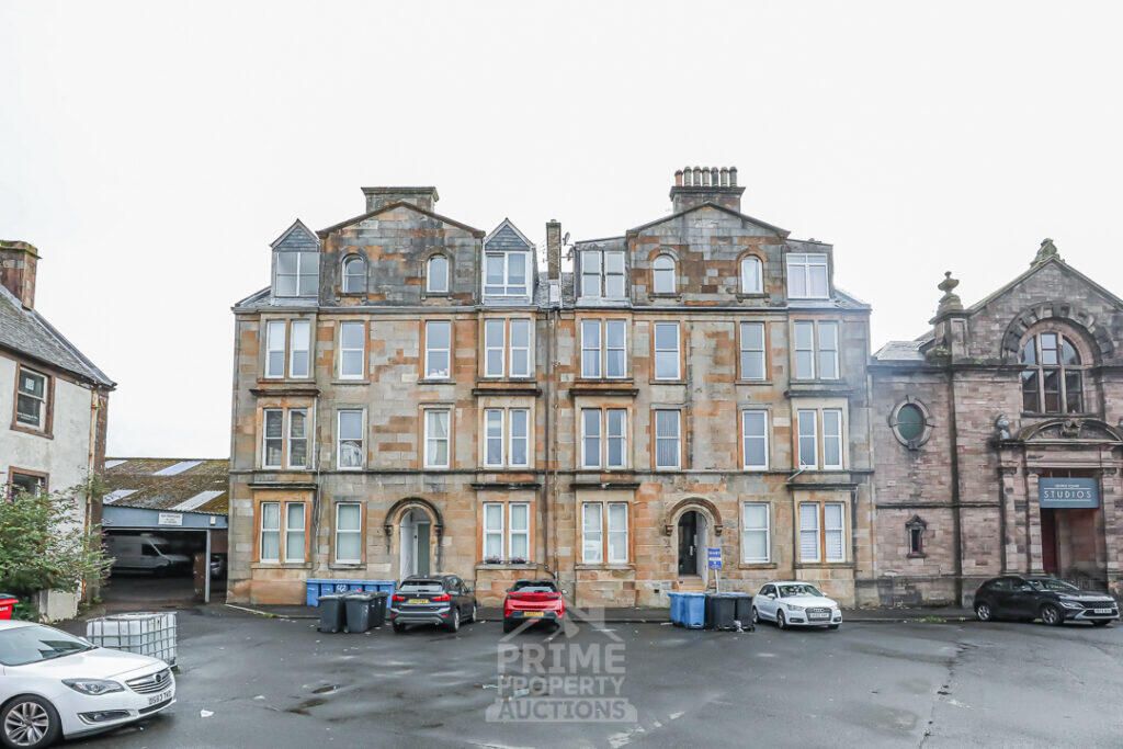 Main image of property: 2, Flat 2/1 George Square, Greenock, PA15 1QP
