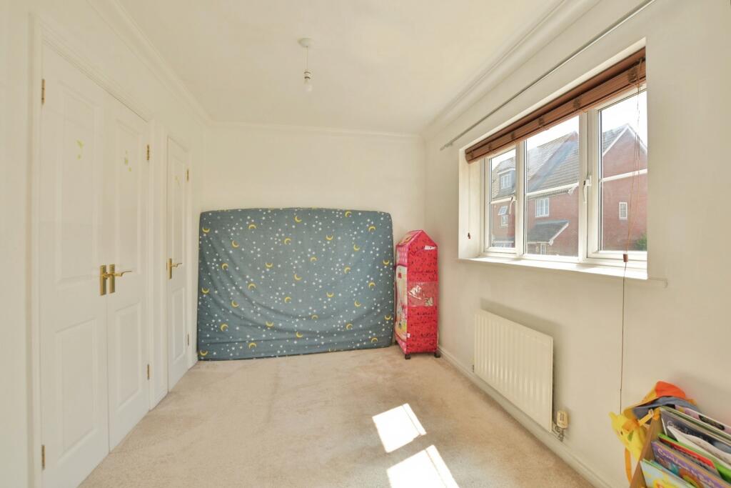 Apartment in Tonbridge - View 5