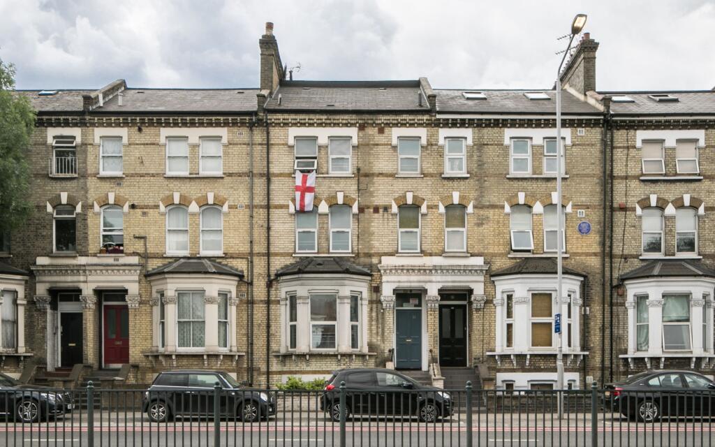 Ground floor studio flat for rent