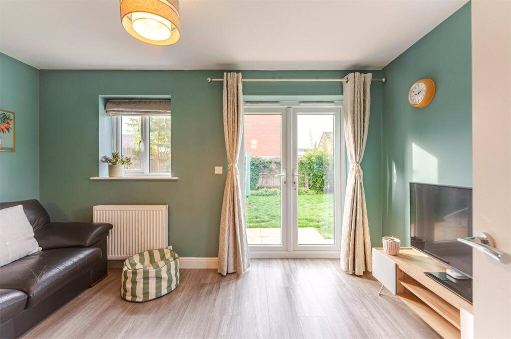 Longcroft, Warwick, Warwickshire, CV34 photo 3