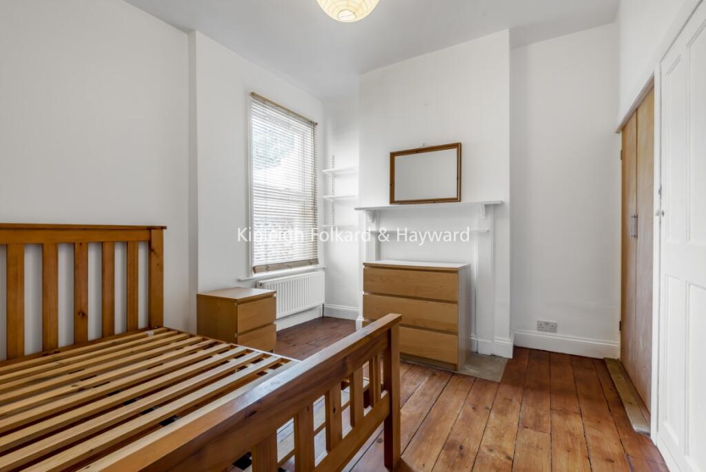 House in London, Tooting Graveney, Summerstown - View 4