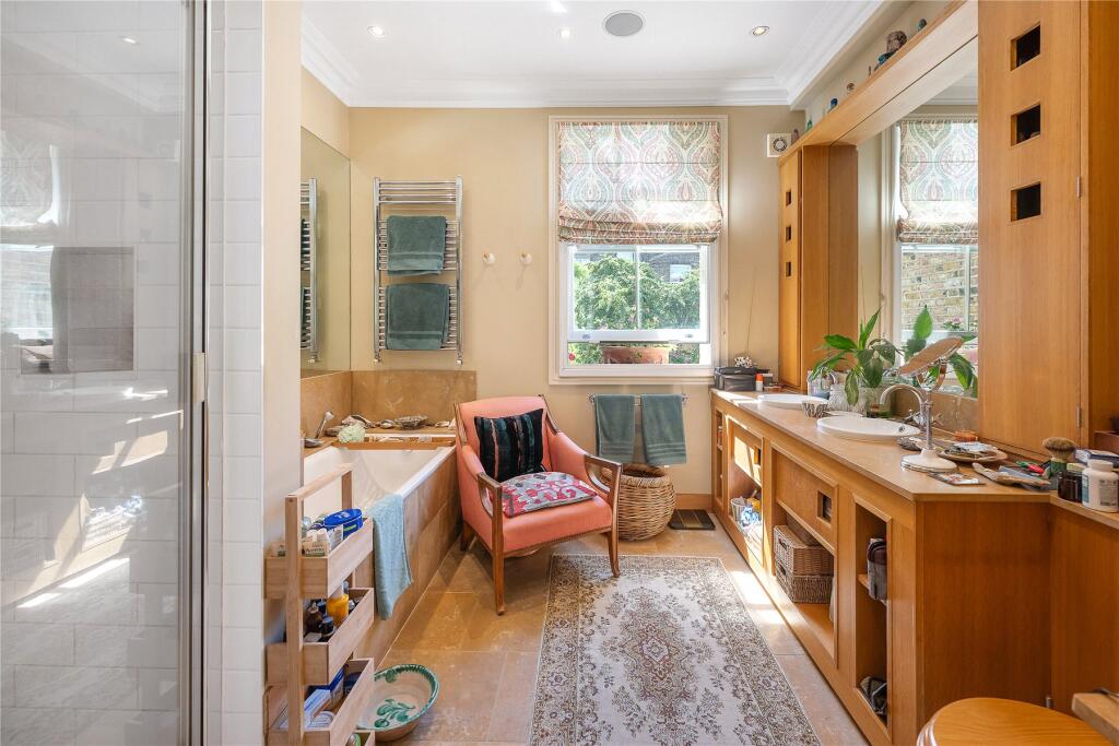 House in London - More
