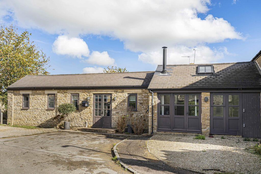 Main image of property: Meadow Bank Close, Chipping Norton, OX7