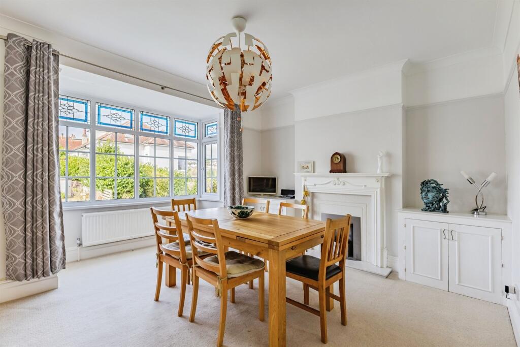 House in Torquay, Torbay - View 5