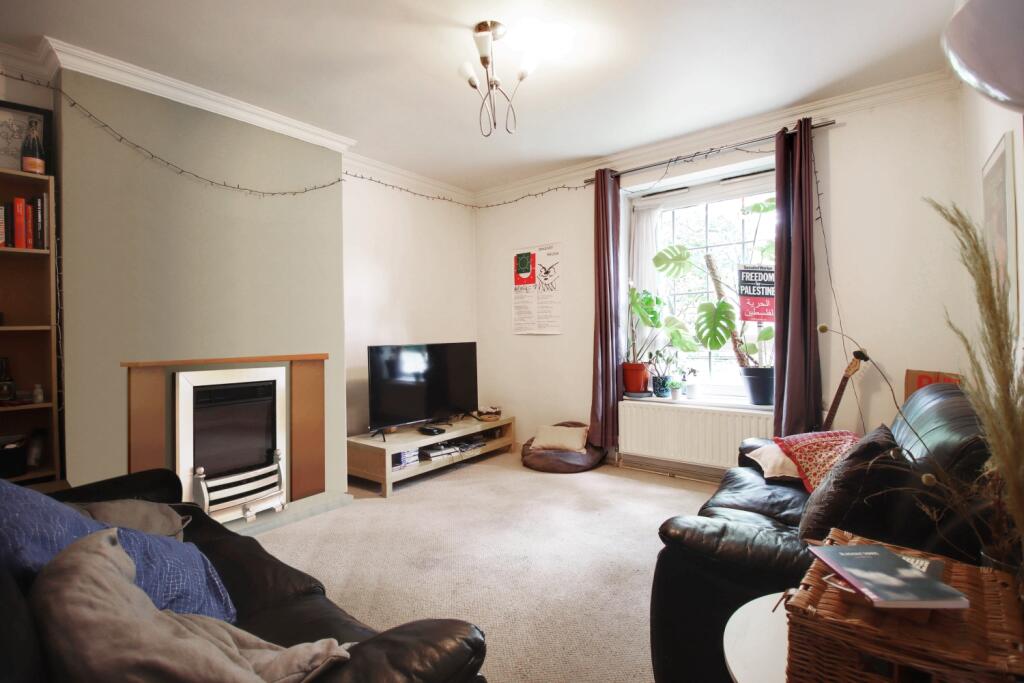 Apartment in London - View 2