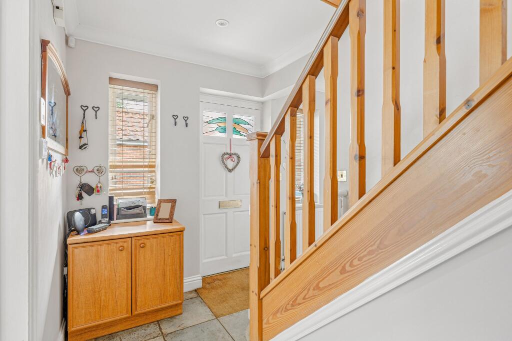 Radwinter Road, Sewards End, CB10 photo 2