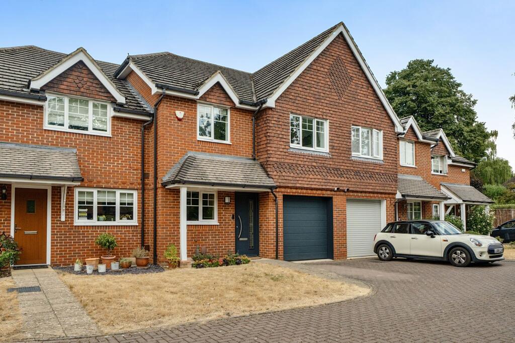 Main image of property: Bankside, Finchampstead, RG40