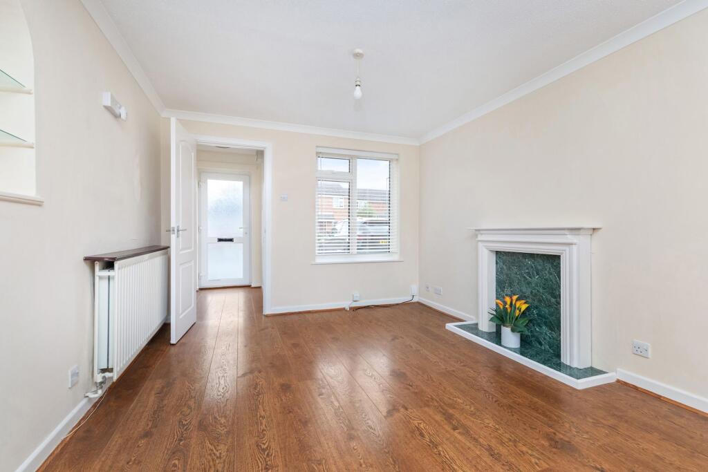 House in Horsham, West Sussex - View 2