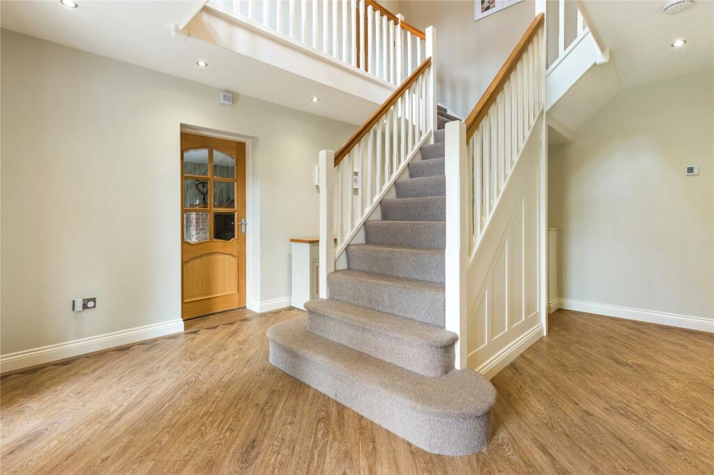 House in Doncaster - View 5