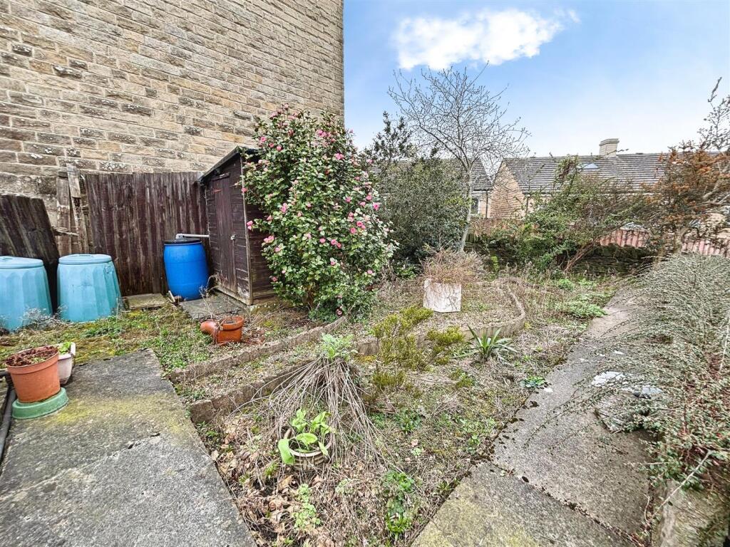 Additional image 16 of Bartle Place, Bradford, BD7 4PX