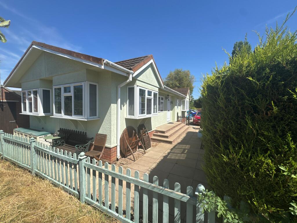 Main image of property: Hunt Hall Lane, Welford-on-Avon, CV37