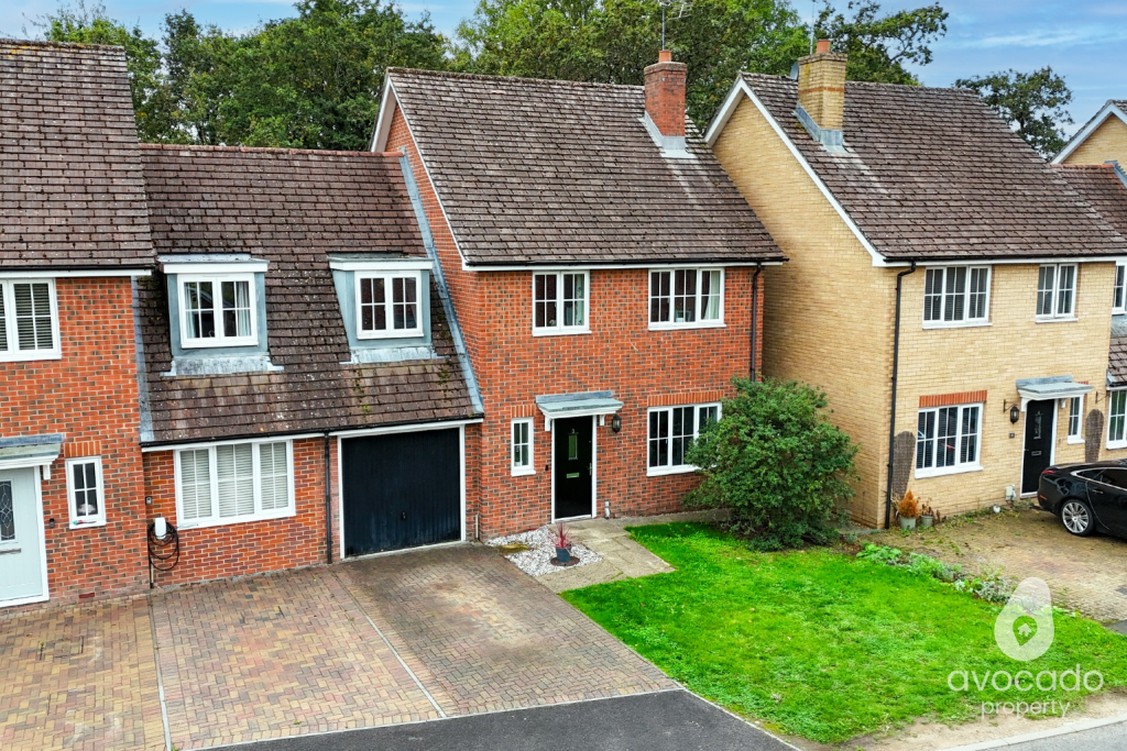 4-bed semi-detached on Saxon Gate, Burghfield, £475,000
