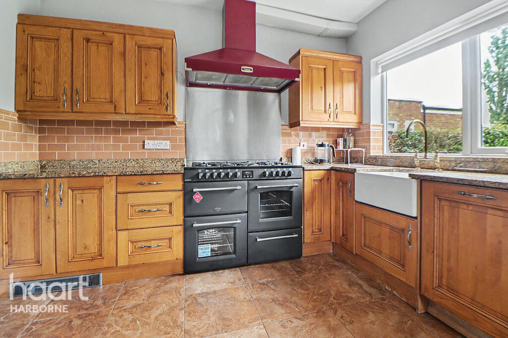 House in Solihull, Ulverley Green - More