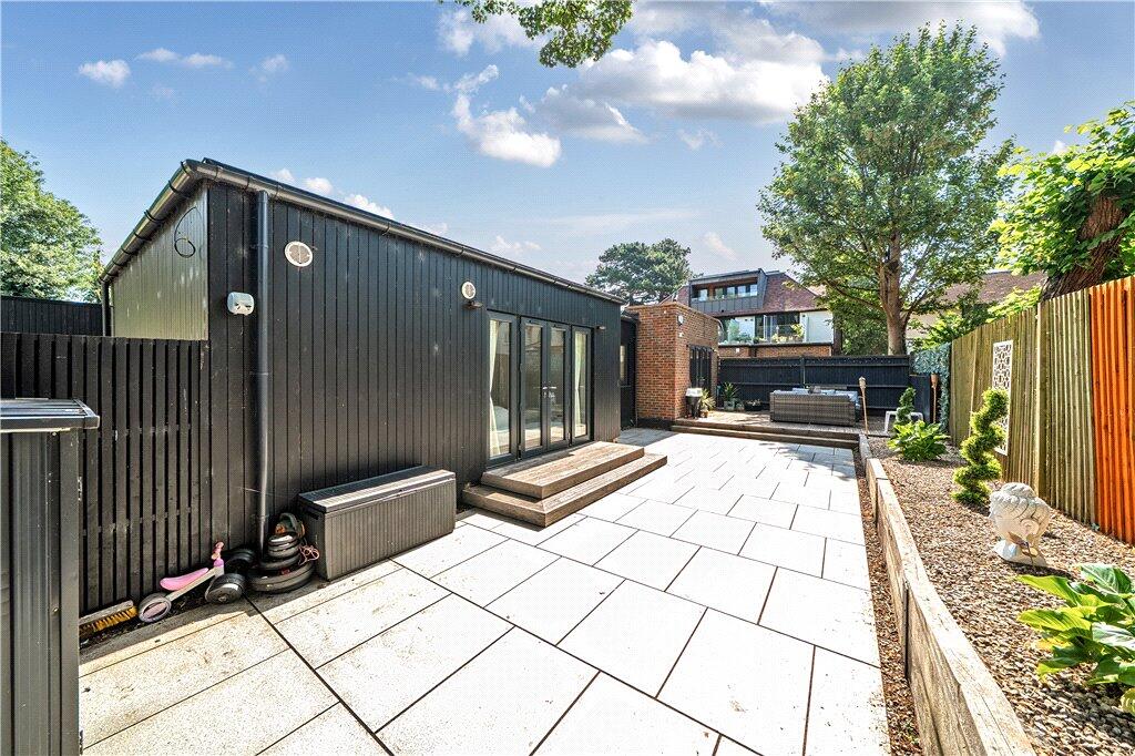 Apartment in London - View 2