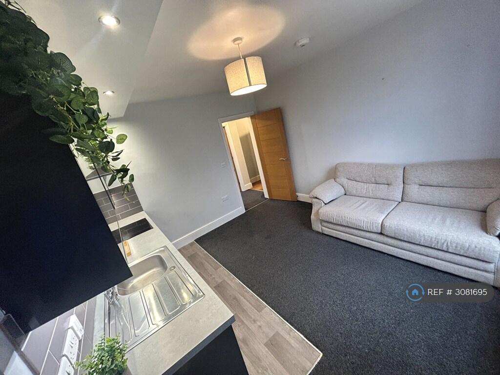 Apartment in Lincoln - View 5