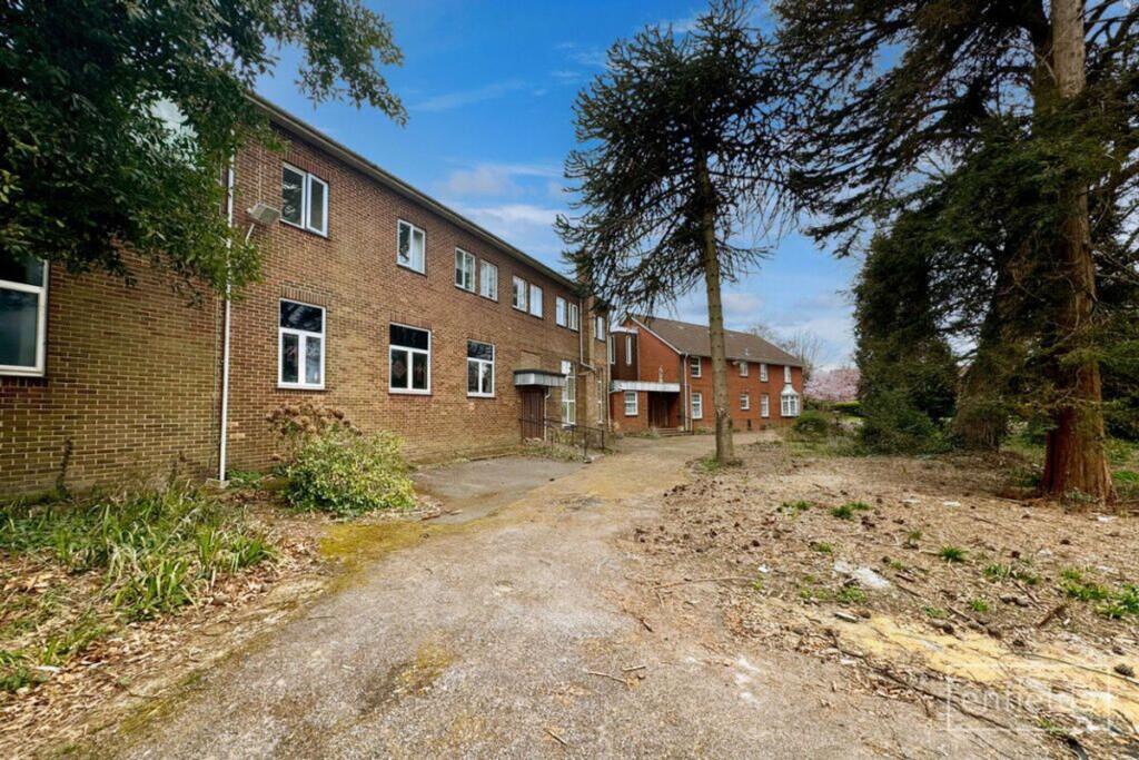 Redcote Close, Southampton, SO18 - View 2