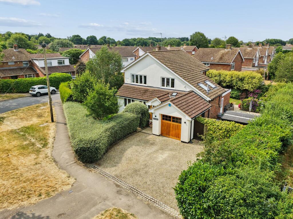 Nairdwood Lane, Prestwood, HP16 photo 2