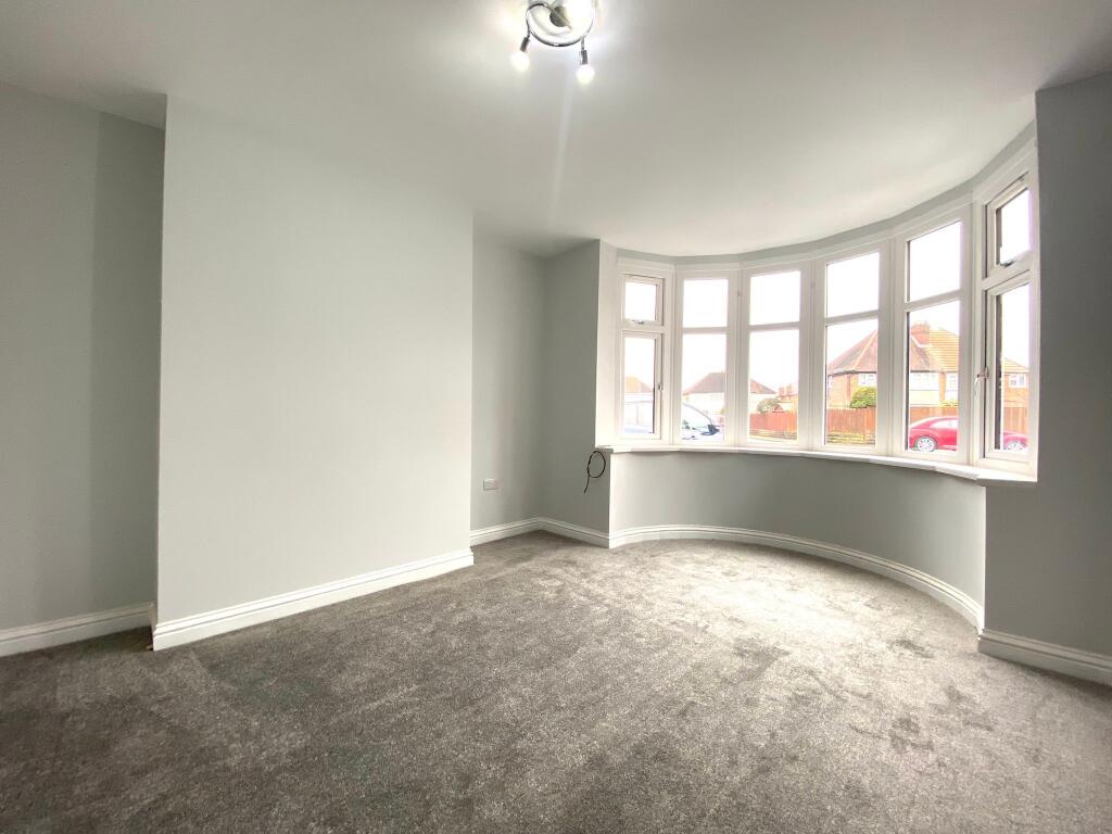 3 bedroom semi-detached house for rent