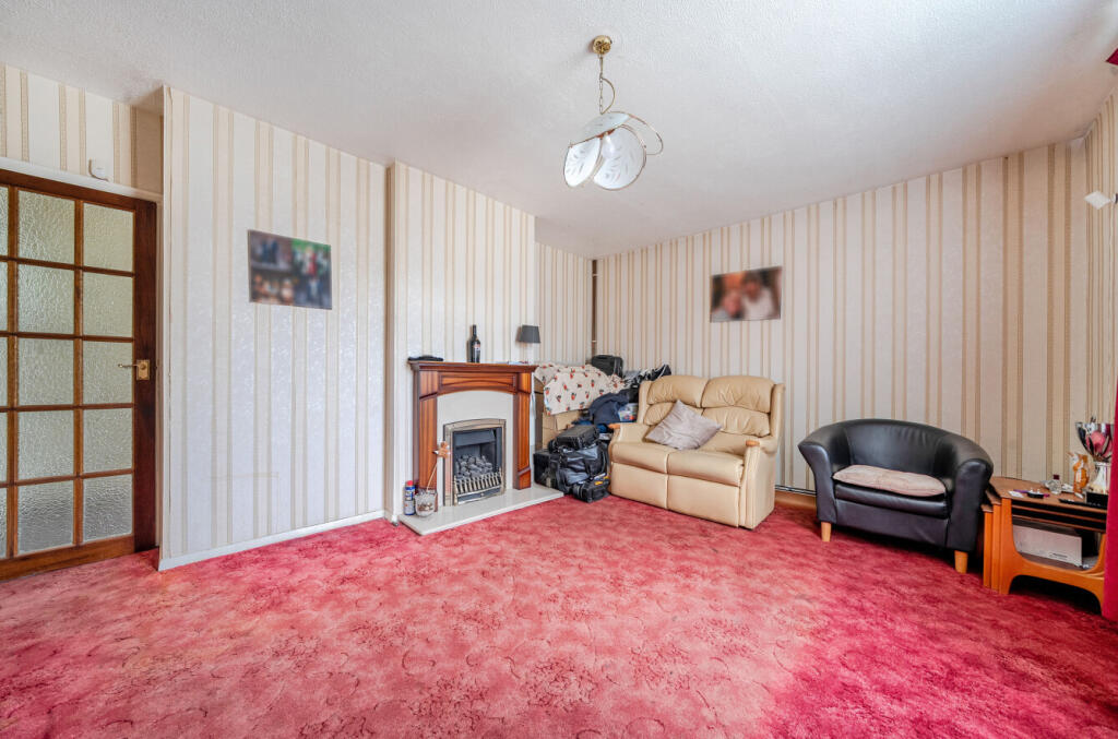 Cotmandene Crescent, Orpington, BR5 - View 3