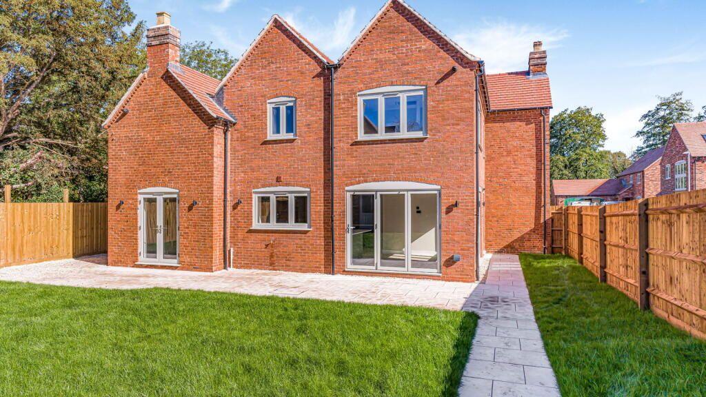 Additional image 26 of Wharf Farm, Dickens Heath Road