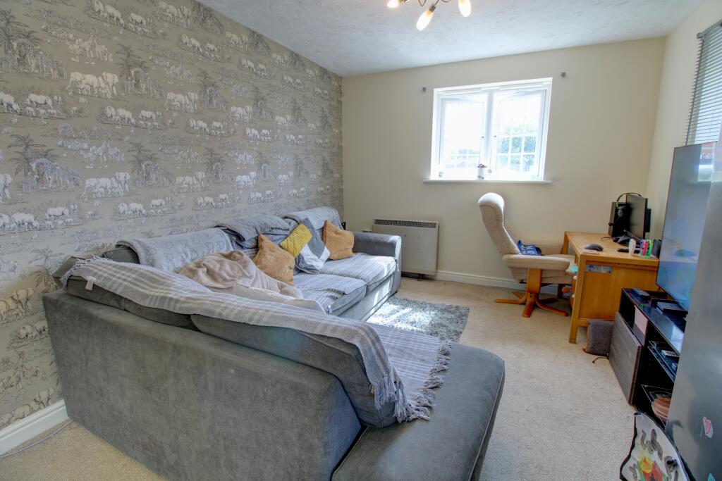 Apartment in Ipswich - View 4