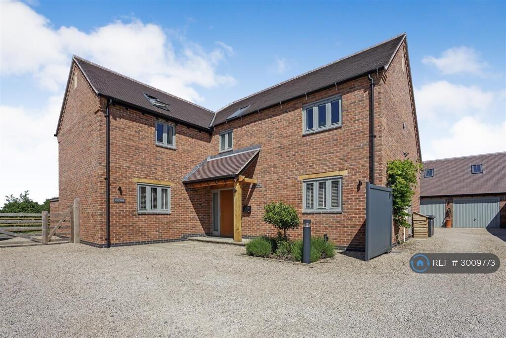 Main image of property: Main St, Nuneaton, CV13