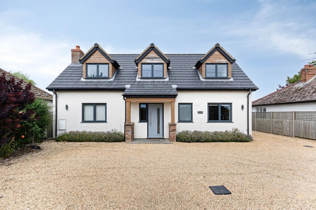 Main image of property: Light and Spacious Detached House in Holme Next The Sea