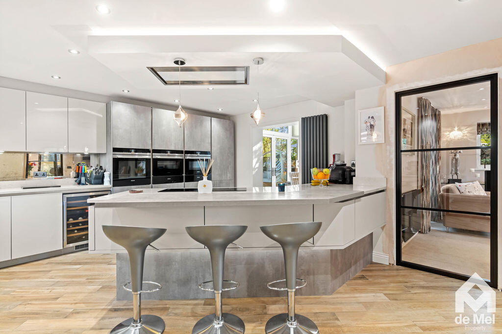 House in Tewkesbury, Alderton Fields, Alderton - View 4
