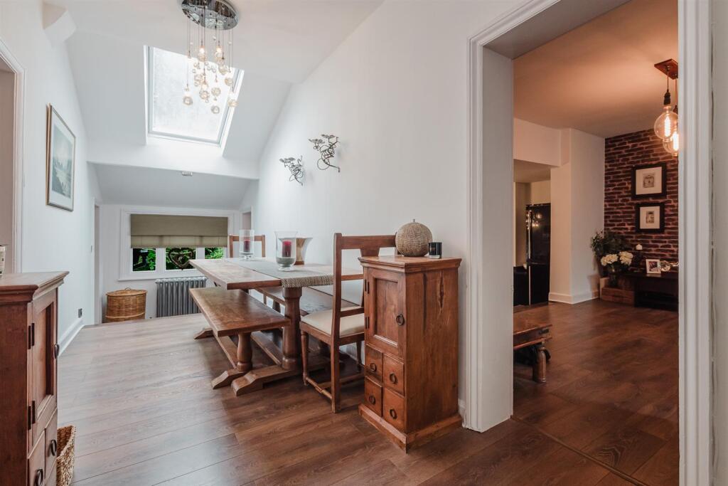 Apartment in Trafford, Greater Manchester - More