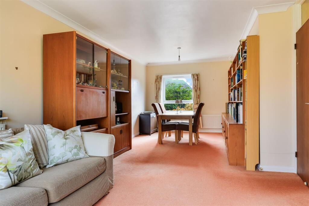 Ventress Farm Court, Cambridge – další