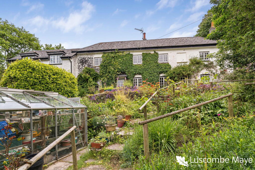 Main image of property: Ringmore, Kingsbridge, TQ7
