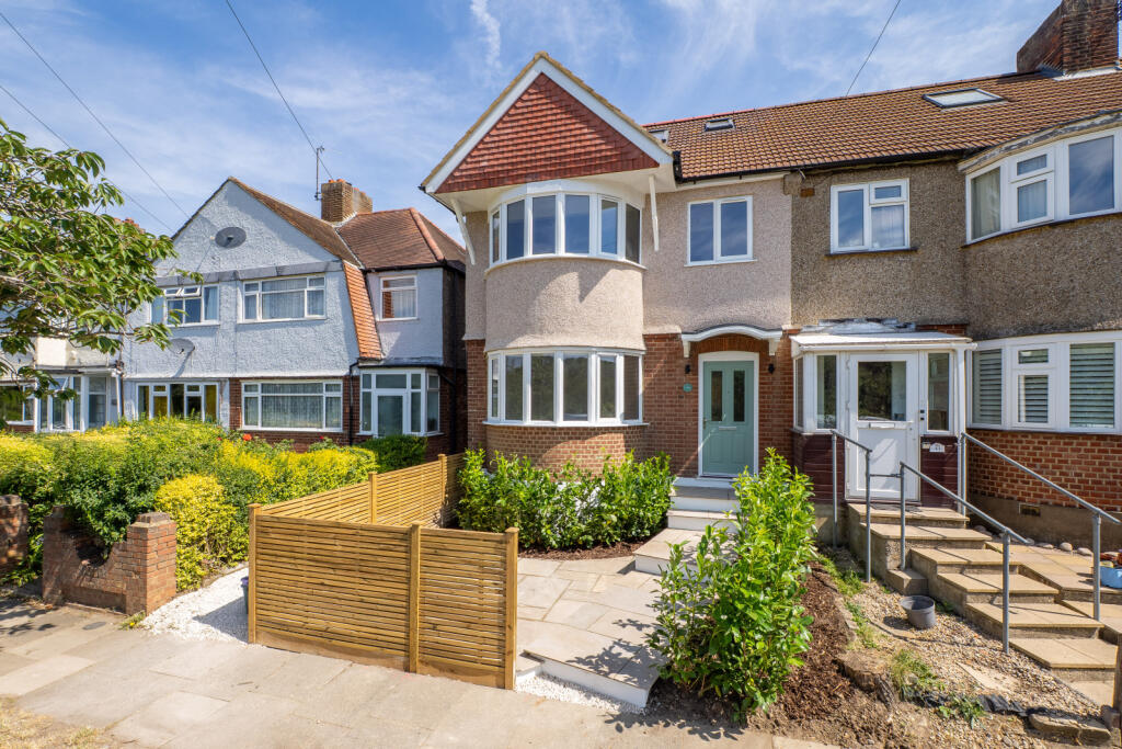 Main image of property: Holne Chase, Morden, SM4