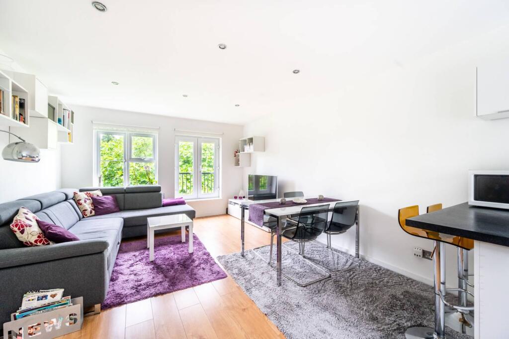 Main image of property: Monarch Mews, Streatham Common, London, SW16