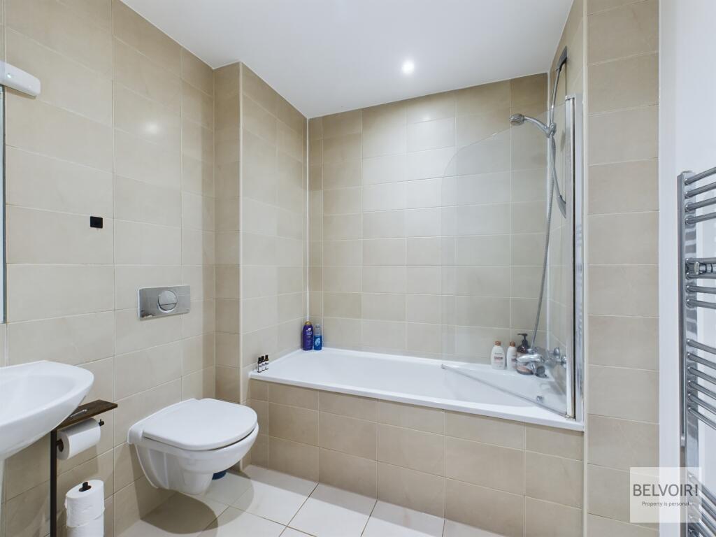 Apartment in Sheffield - More