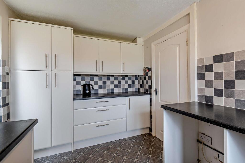 House in Maidstone, Bearsted - More