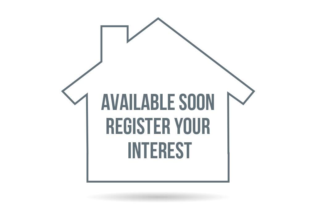 2-bed semi-detached on Challenger Close, Malvern, £225,000