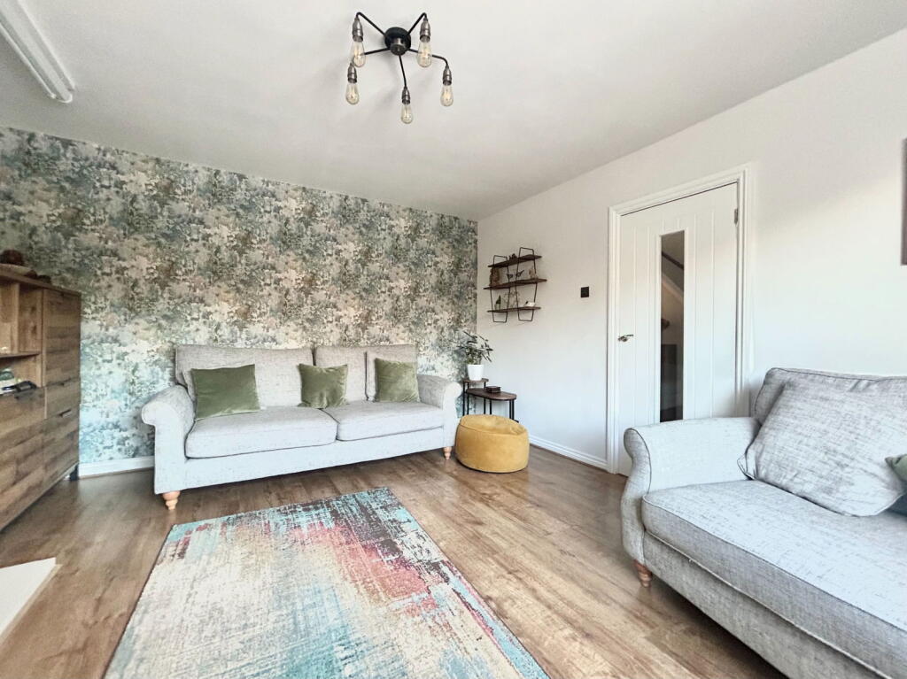 Cotwall End Road, Lower Gornal photo 4