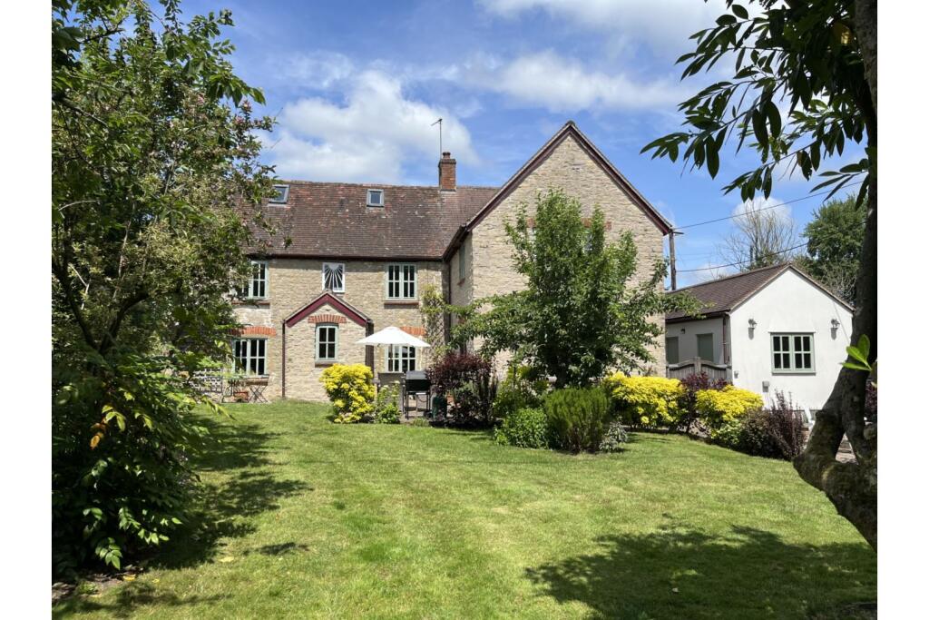 Main image of property: Langham, Gillingham, SP8
