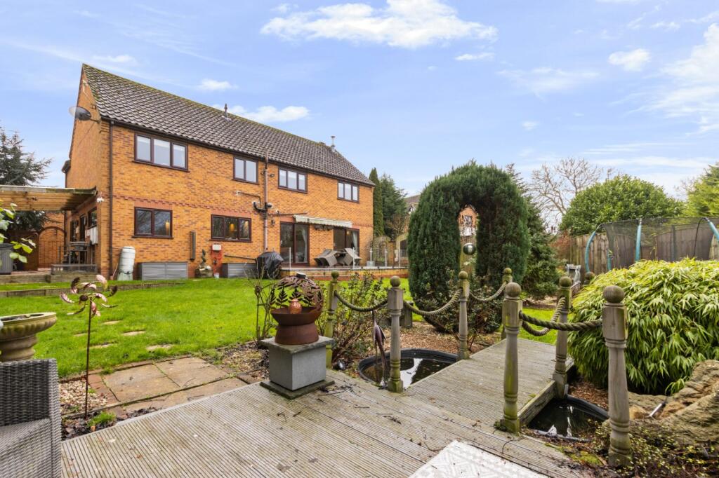 Dovecote Meadows, Wrawby, Brigg, North Lincolnshire, DN20 photo 4