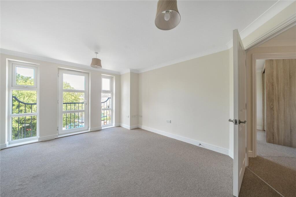 Apartment in Brighton - View 4