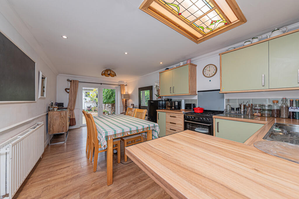 House in Slough - View 5