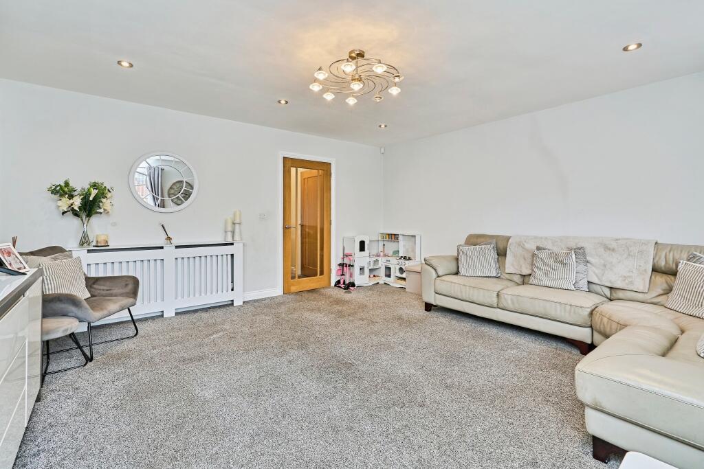 House in Walsall - View 4