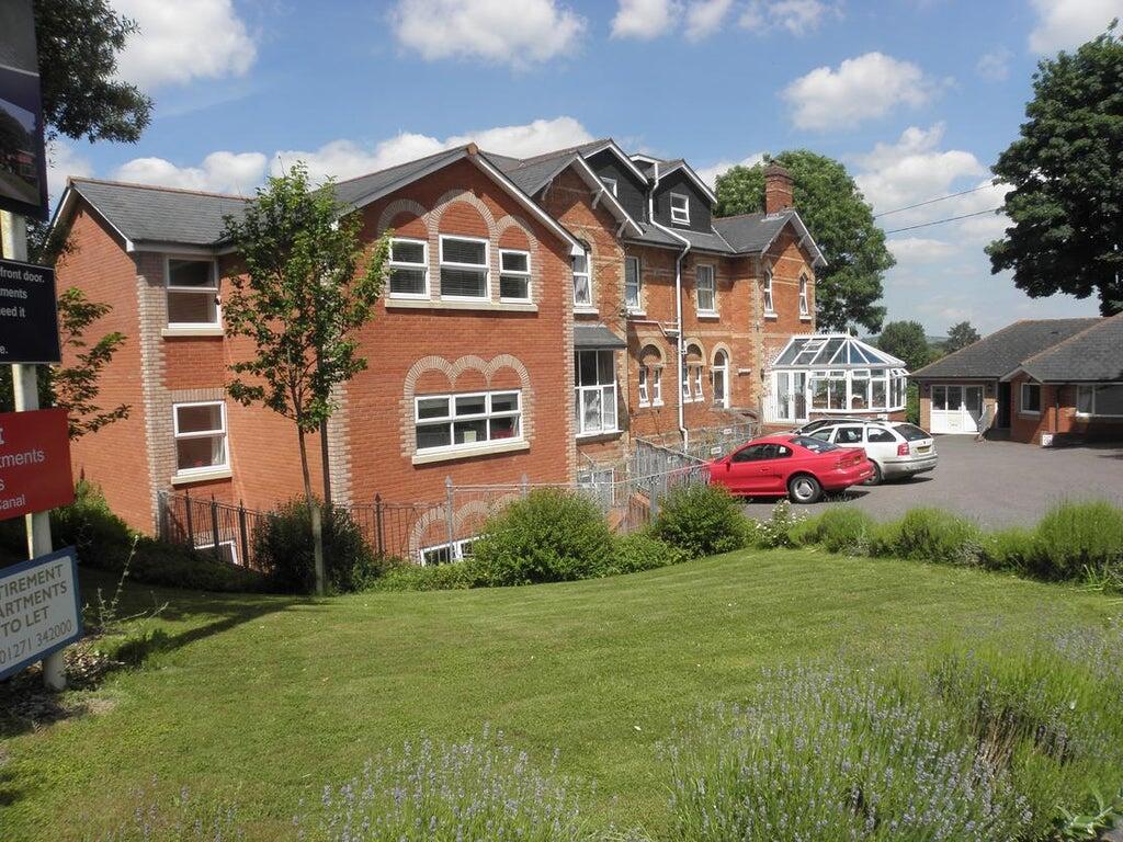 Main image of property: The Larches, Canal Hill, Tiverton, EX16 4JD