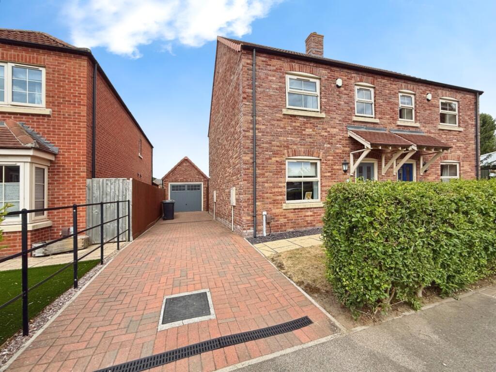 Main image of property: Lincoln, Lincolnshire, LN6