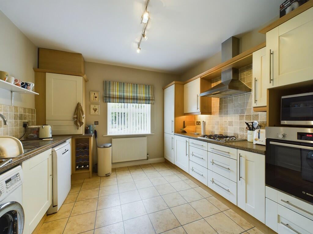 Main image of property: Moorgate View, Moorgate