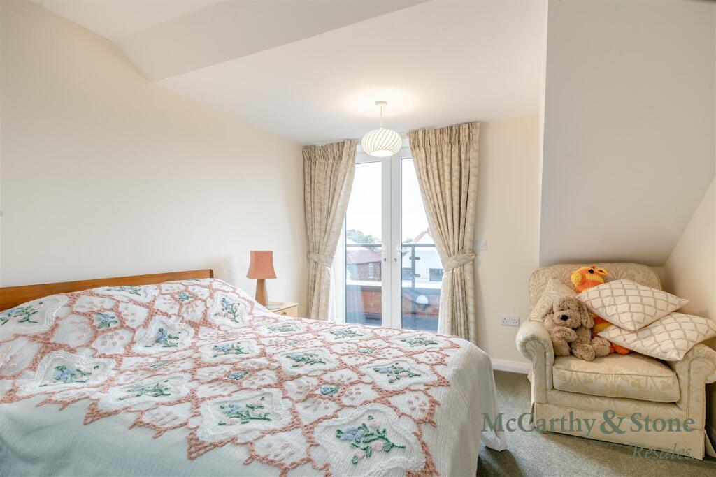 Apartment in Prestatyn - More