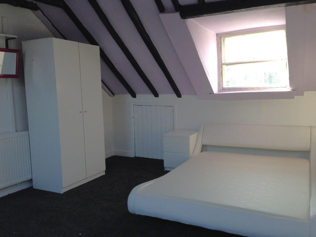 Main image of property: 4 Bedroom Student Home - 51 St. Peters Place, City Centre