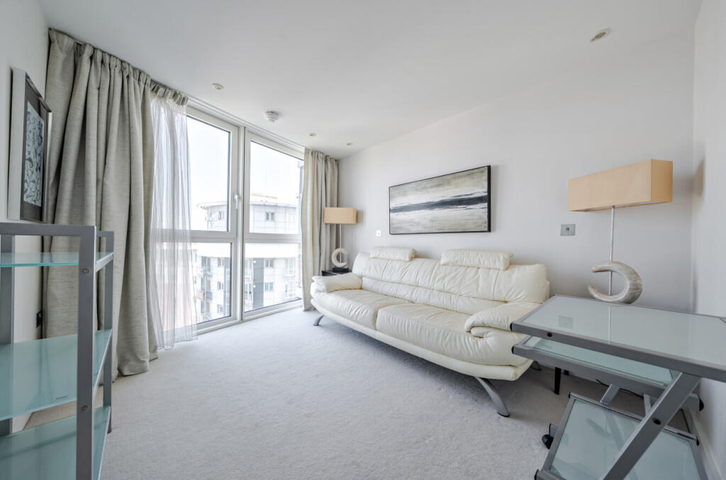 Gunwharf Quays, Portsmouth, Hampshire, PO1 - View 4